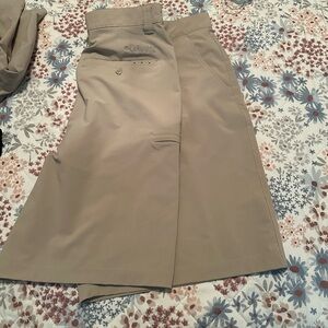 Columbia Men's Tan A-Line Shorts